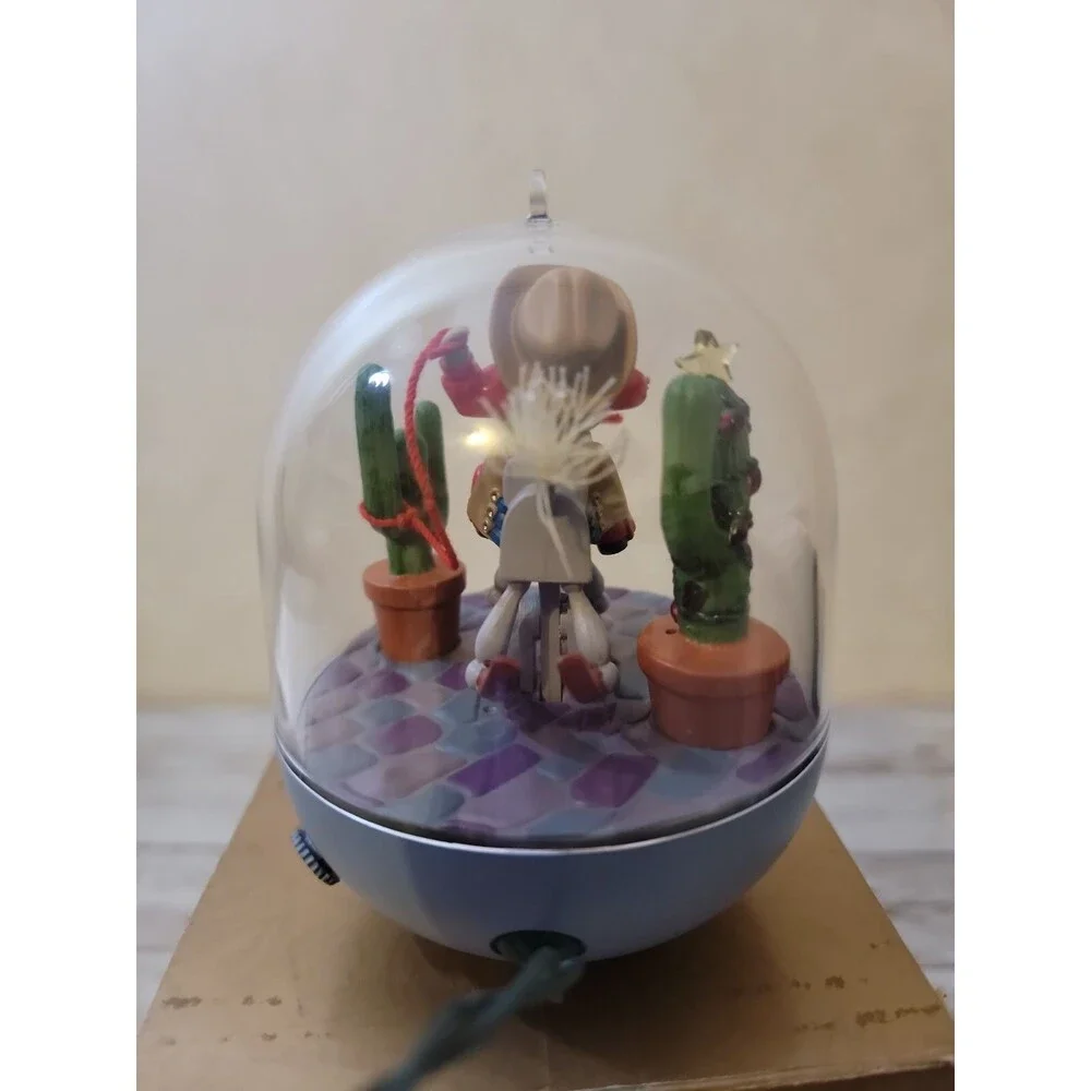 1993 Hallmark Keepsake Ornament ~ HOME ON THE RANGE ~ Magic Light & Motion